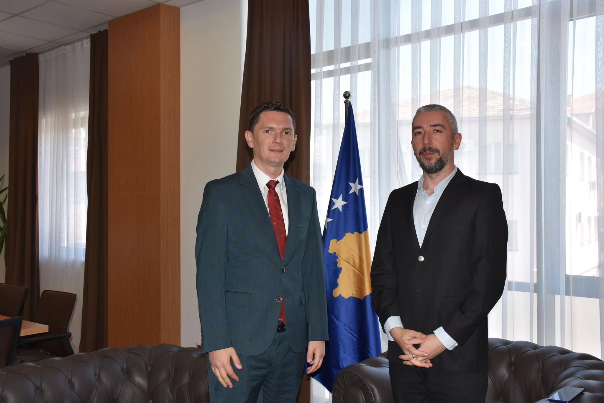 Zv.Ministri z.Agon Dobruna vizition Mitrovicen e Veriut
