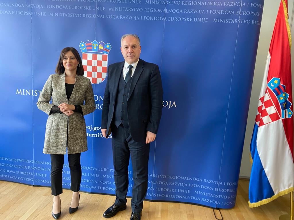 Ministri i Zhvillimit Rajonal z.Fikrim Damka u takua me Ministren për Zhvillim Rajonal  dhe Fondet e Bashkimit Evropian në Republikën e Kroacisë znj.Natasha Tramishak