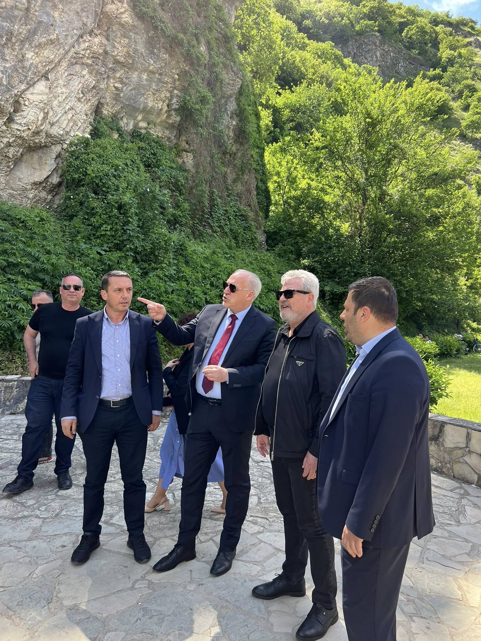Ministri Damka viziton lokacionin e projekt- propozimit rekreativ në Komunën e Prizrenit