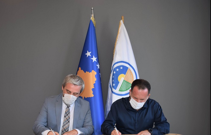 MZHR nënshkruan marrëveshje bashkëpunimi me Odën Ekonomike të Kosovës
