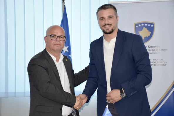 Ministria e Zhvillimit Rajonal nënshkruan marrëveshjen e bashkëpunimit me Komunën e Rahovecit në kuadër të Programit PZHRB 2025–2027