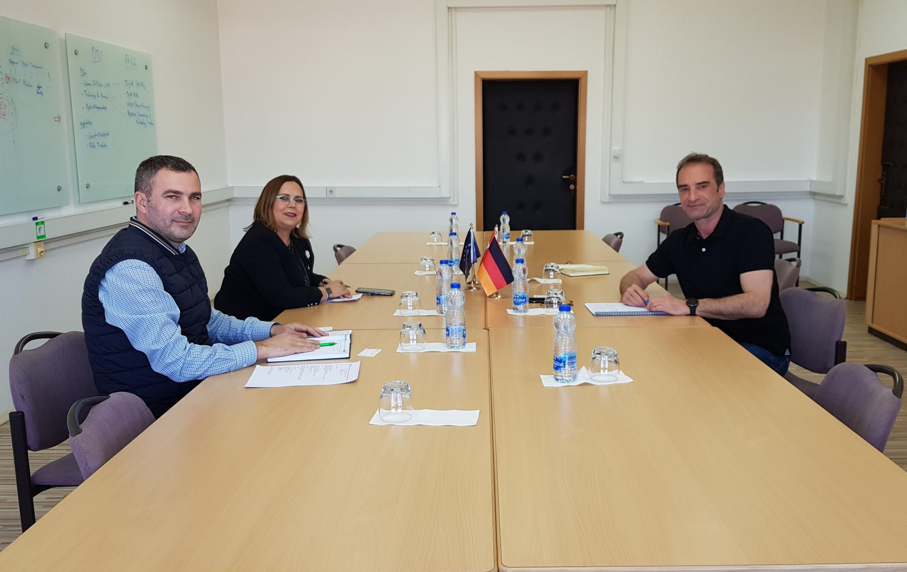 Zyrtaret e MZHR-së u takuan me zyrtaret e Parkut për Trajnime dhe Inovacion në Prizren