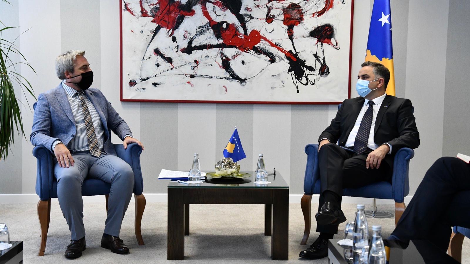 Ministri i MZHR-së Z.Enis Kervan takoi Zëvendës Kryeministrin z.Besnik Tahiri