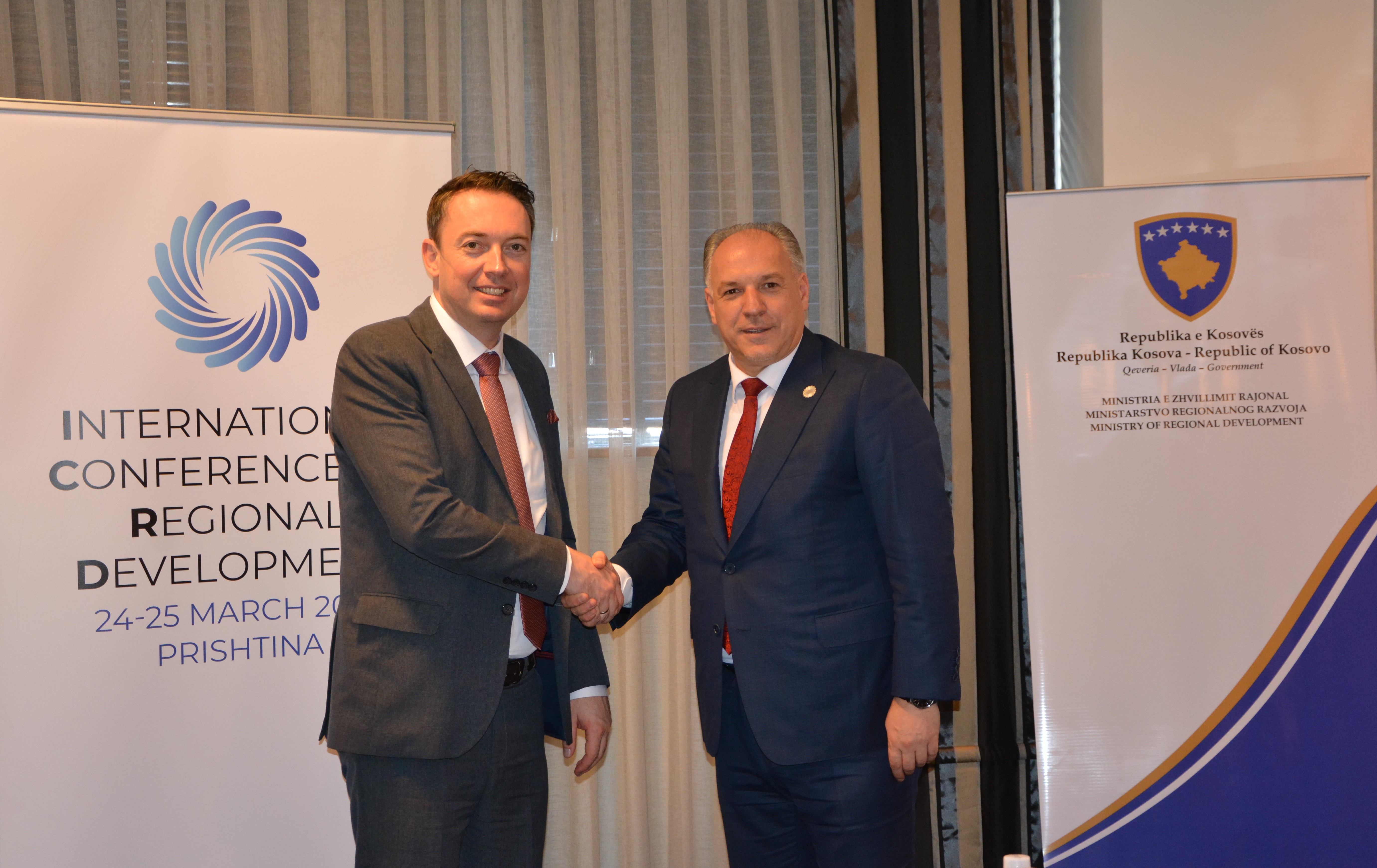 Ministri z. Fikrim Damka mbajti takimin bilateral me z. Goran Milevski – Ministër i Ministrisë së Vetëqeverisjes Lokale në Republikën e Maqedonisë së Veriut