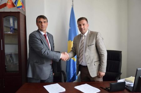 Ministria e Zhvillimit Rajonal nënshkruan Marrëveshjet e Mirëkuptimit me komunën përfituese të Dragashit nga Programi për Zhvillim Rajonal