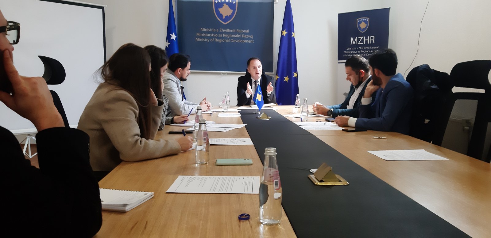 Mbahet takimi i parë Grupit Punues MZHR dhe MTI lidhur me hartimin dhe zhvillimin e kritereve për brende rajonale në Kosovë
