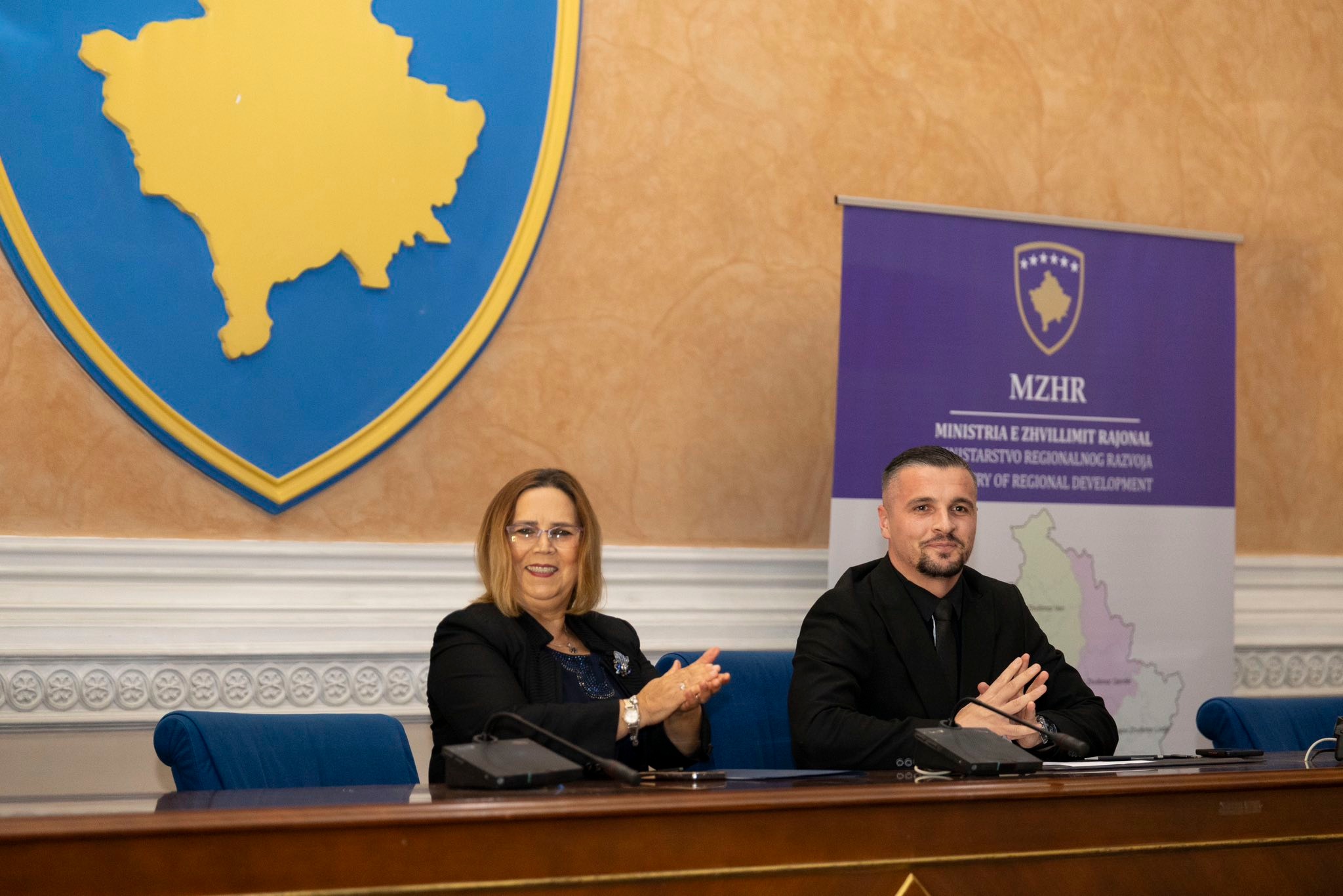 MZHR organizon ceremoninë e nënshkrimit të kontratave me përfituesit e Skemës së Granteve “Programi për Zhvillim Rajonal të Balancuar – PZHRB 2025”