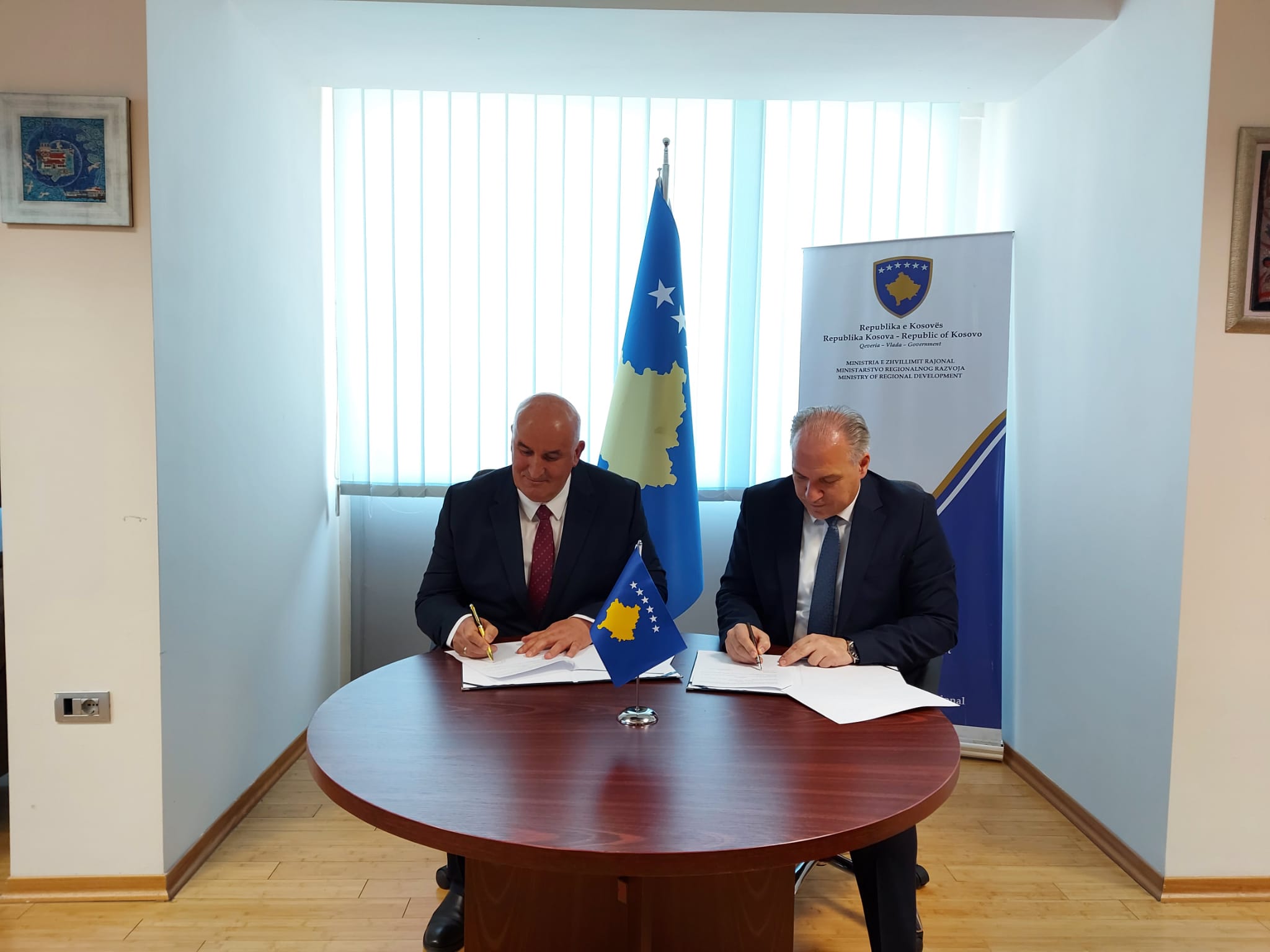 Ministria e Zhvillimit Rajonal nënshkruan Marrëveshjen e Mirëkuptimit me komunën përfituese të Vitisë në kuadër të Programit për Zhvillim Rajonal PZHR 2022