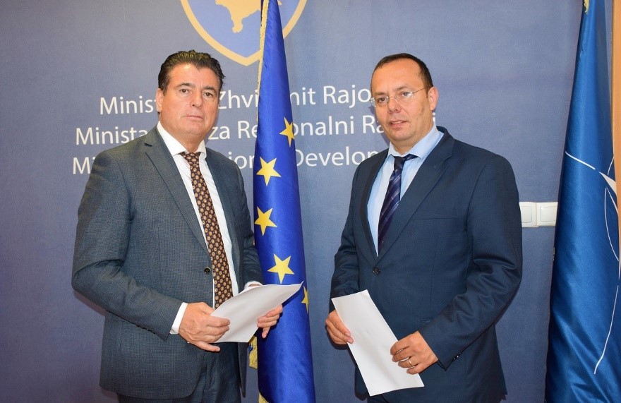 Ministria e Zhvillimit Rajonal nënshkroi Marrëveshjen e Mirëkuptimit me komunën përfituese të Mitrovicës së Jugut në kuadër të Programit për Zhvillim Rajonal PZHR 2020