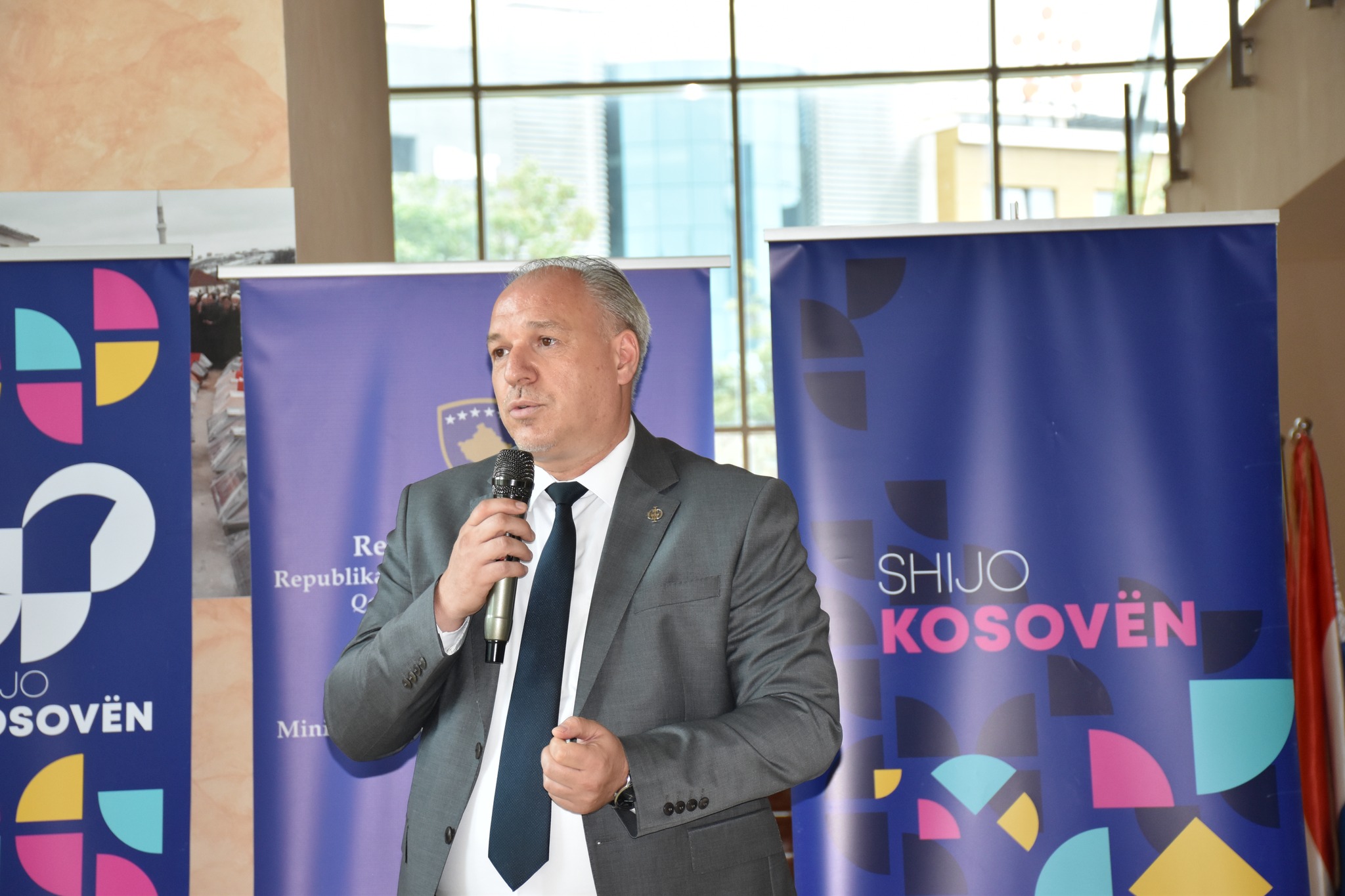 Ministri Damka merr pjesë në aktivitetin “Shijo Kosovën”