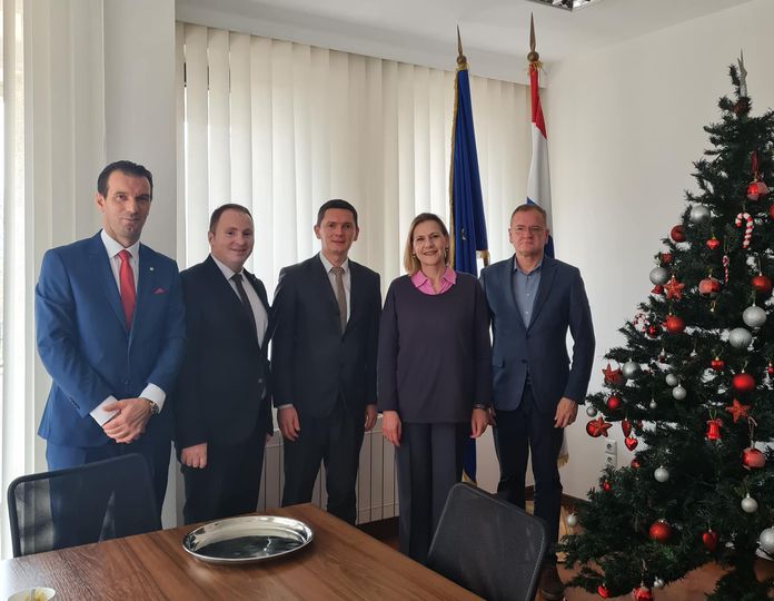 Zëvendësministri i MZHR-së z. Agon Dobruna takon Ambasadoren e Republikës së Kroacisë në Kosovë znj. Danijela Barišić