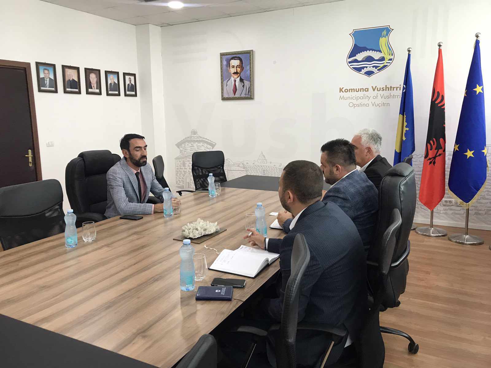 Zv.Ministri z.Ali Tafashiku vizitoi komunën e Vushtrrisë