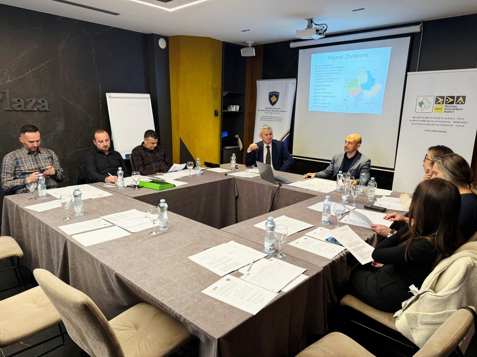AZHR Perëndim, me mbështetjen e MZHR-së organizoi punëtorinë “Zbatimi i Ligjit për Zhvillim Rajonal të Balancuar dhe inicimi i hartimit të Planit Operacional Rajonal”