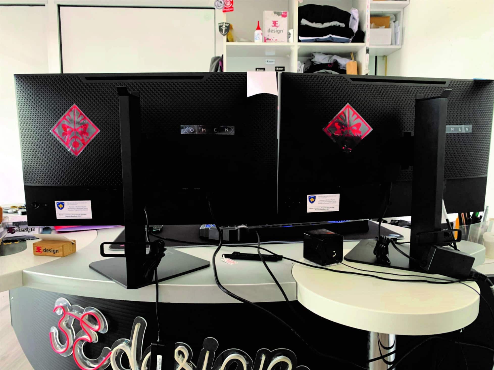 Ministria e Zhvillimit Rajonal (MZHR) nëpërmjet lansimit të Thirrjes për propozime Skema e Granteve  “Programi për Zhvillim Rajonal PZHRB 2021” ka mbështetur Biznesin ‘’ 3E Design Sh.P.K.’’ Start- up nga Gjilani Rajoni Zhvillimor Lindje