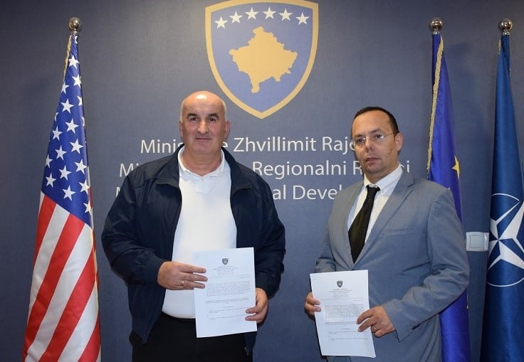 Ministria e Zhvillimit Rajonal nënshkroi Marrëveshjen e Mirëkuptimit me komunën përfituese të Vitis në kuadër të Programit për Zhvillim Rajonal PZHR 2020