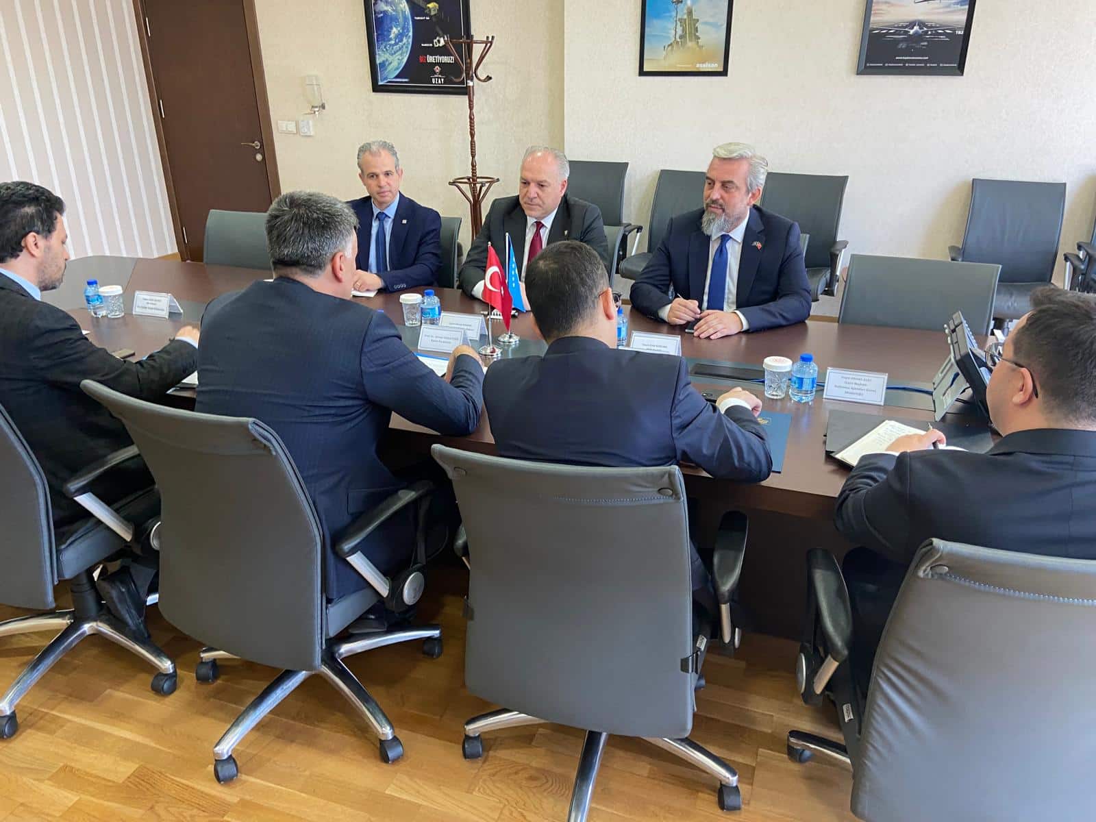 Ministri i Zhvillimit Rajonal, z. Fikrim Damka, ka zhvilluar një takim me Zëvendësministrin e Industrisë dhe Teknologjisë Prof. Dr. Ahmet Yozgatlıgil së Republikës së Turqisë.