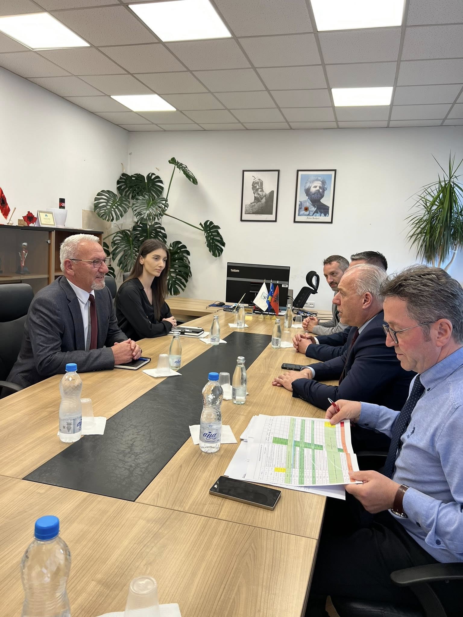 Ministri Damka viziton Komunën e Hanit të Elezit