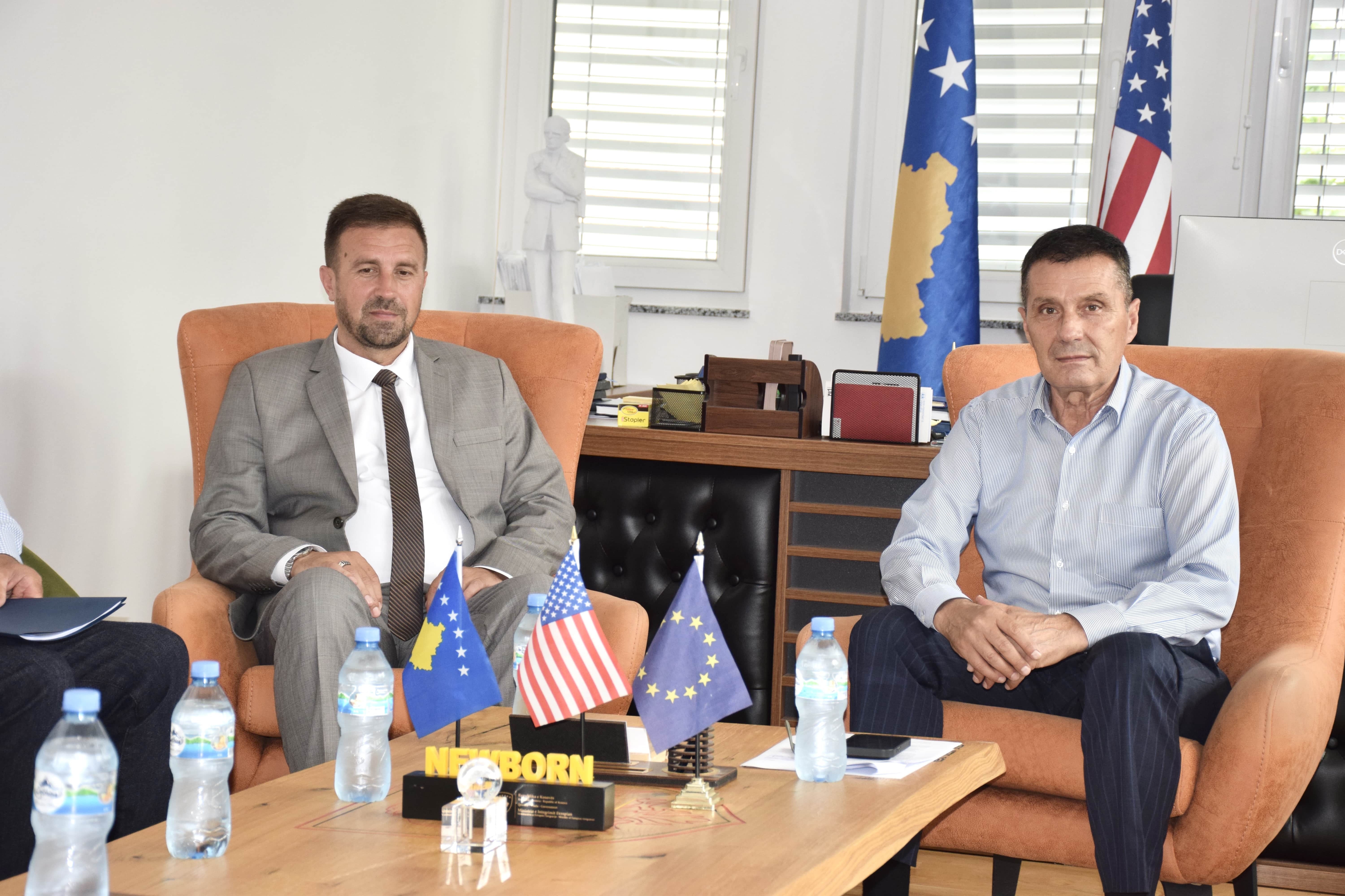 Ministri Rasim Demiri vizitoi Komunën e Junikut