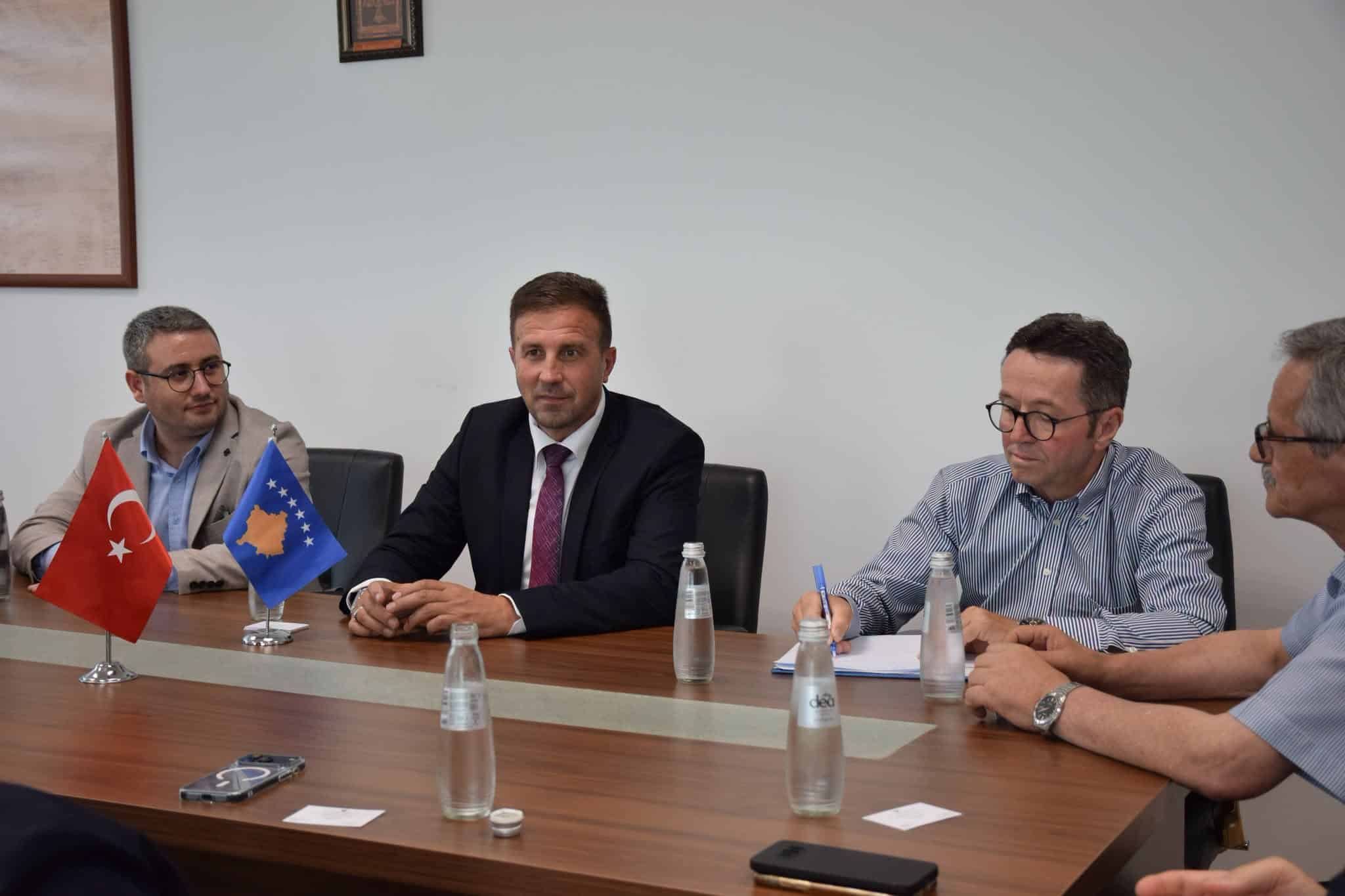 Minister Demiri hosted a delegation of businessmen from Turkey