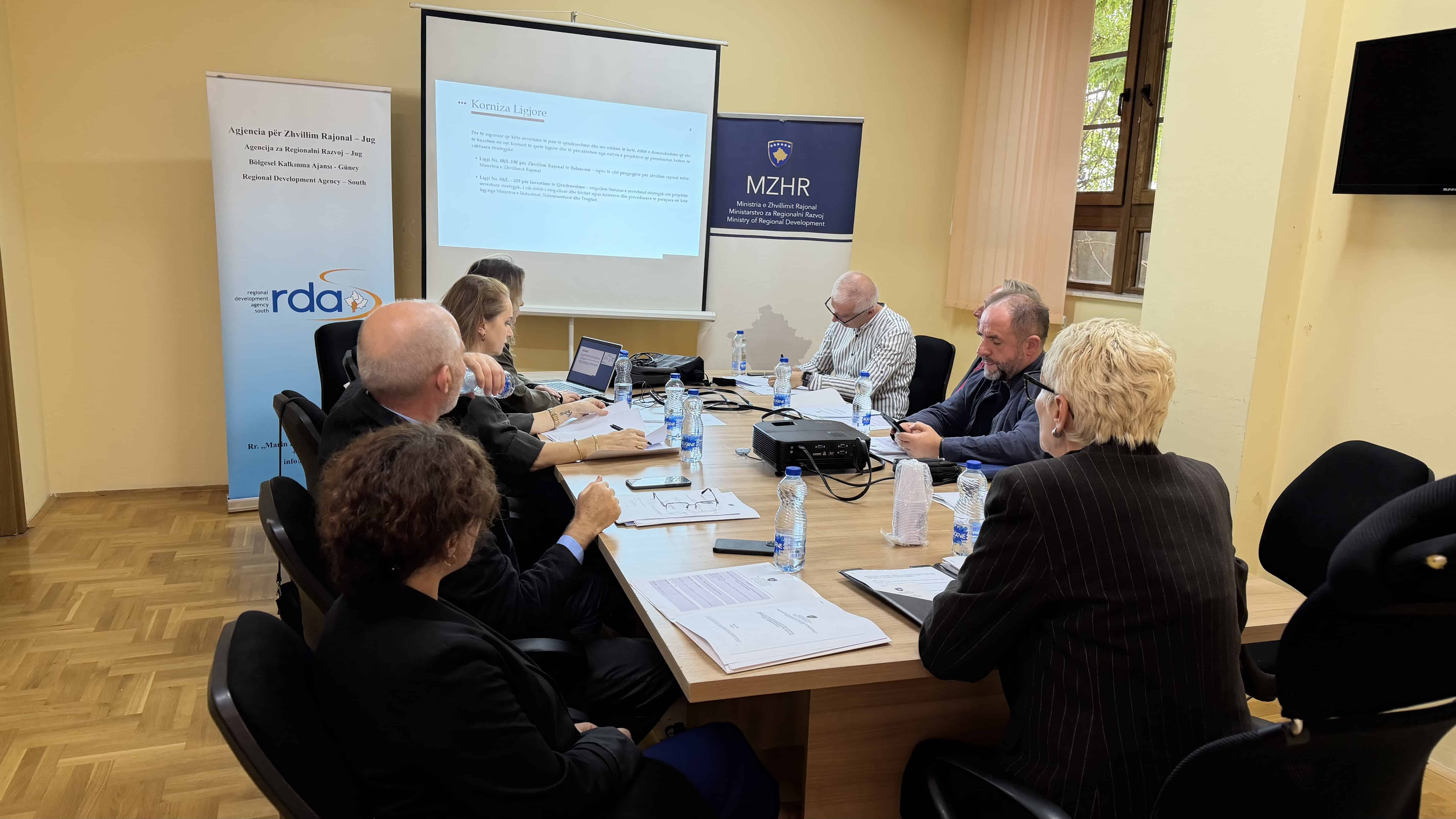 MZHR organizon takim informues për identifikimin e zonave për investime strategjike